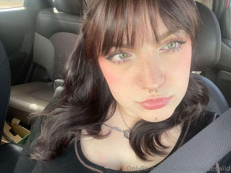 Eyes like questions, lips like promises. What story do you t..