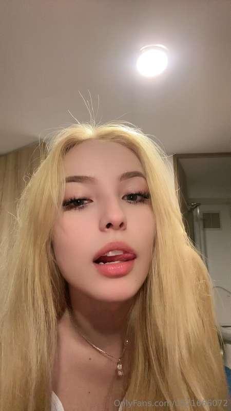 u can’t stop craving me harder 👀