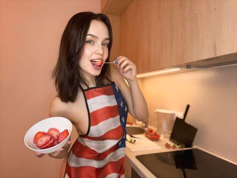 🎉 Today is my birthday! 🎂💋Every year I wish for something sp..