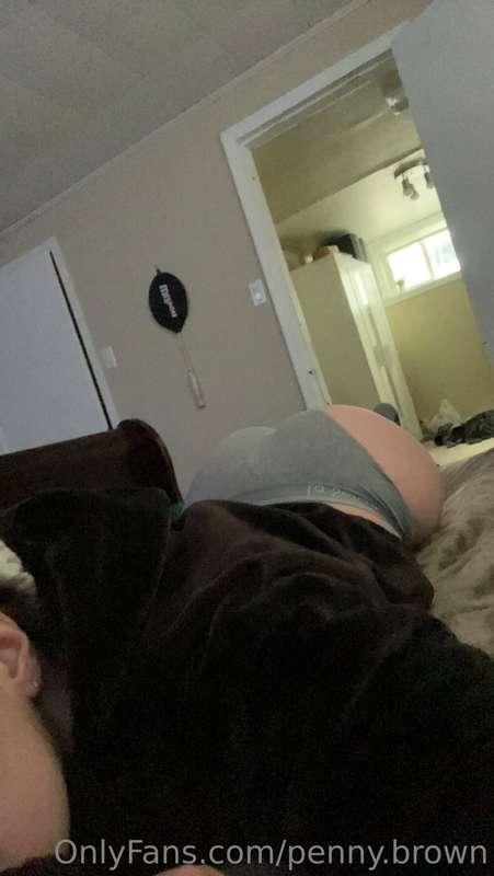 Wonder when daddy will slap my ass 😉