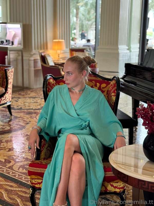Sometimes, all you need is a serene setting, a flowing dress..