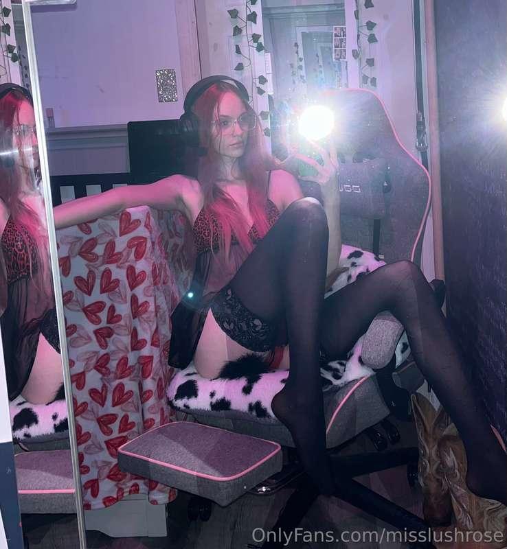 misslushrose image #6