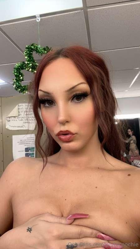 who wants a custom virtual lap dance ? $20 - $50