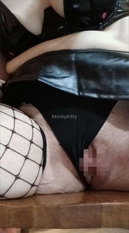 Something seems to be missing........ 💋❤️