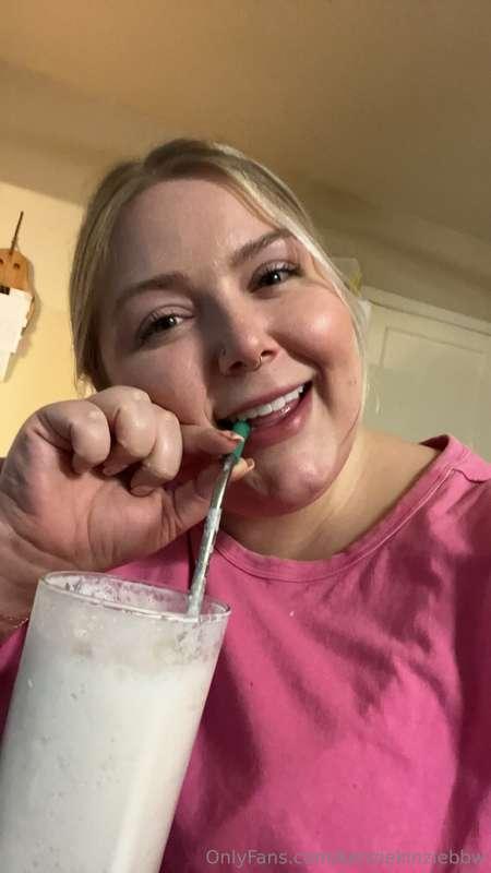 kenziekinziebbw image #1