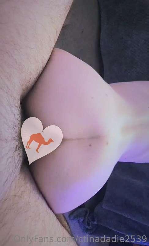Enjoy hump day with ussss! 🍑🥵