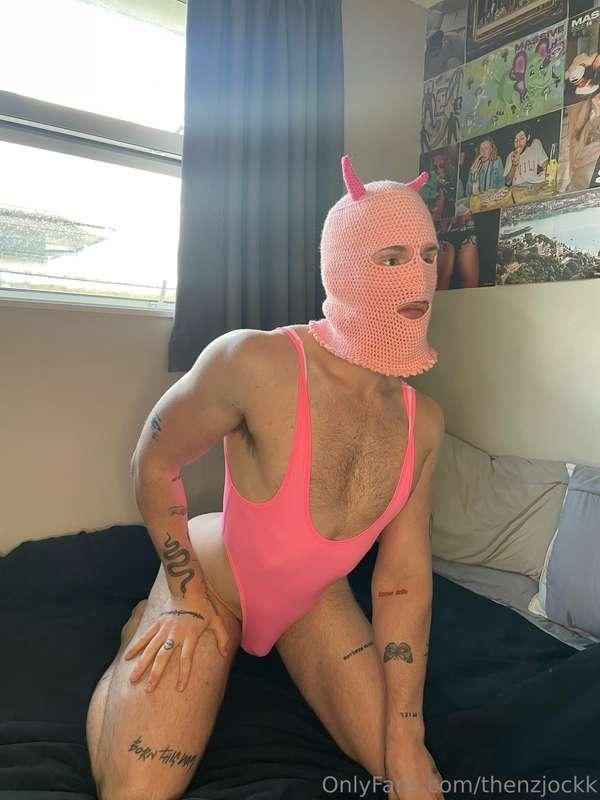 Who’s ready for a lil Halloween video?