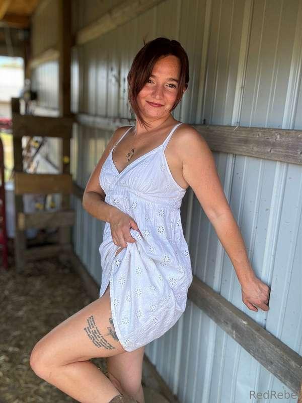 Seeking up in the loft and I take it all off! 🥵🔥