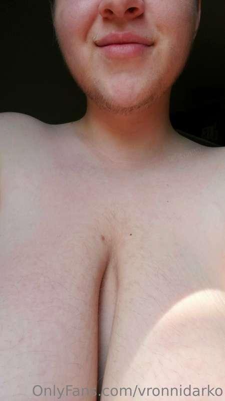 thecurvyprince image #0