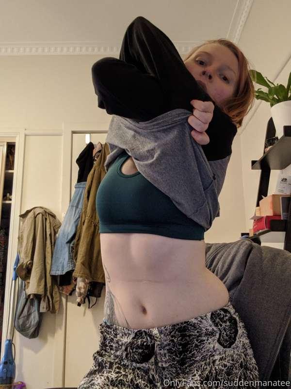 POV: we're dating and I'm spamming your phone with silly pic..