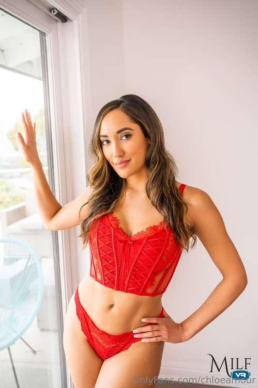 Red lingerie is the key to my ❤️