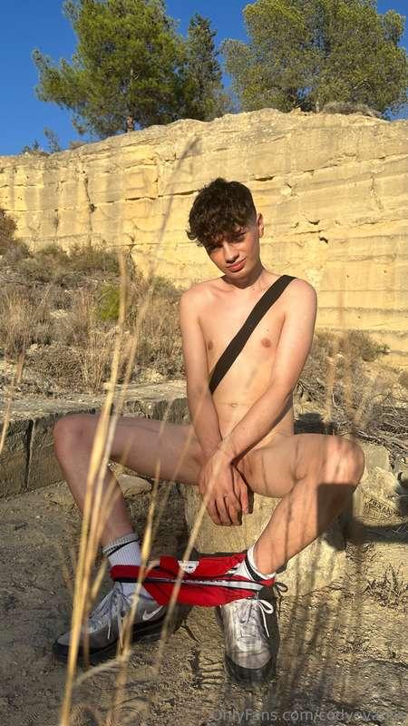 I bet you want to find me like this 😈