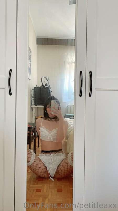 petitleaxx image #0
