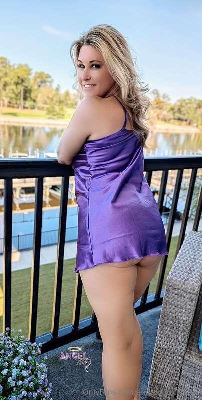 Peeking out to say hello 🥰😉. It's the day after Christmas, a..