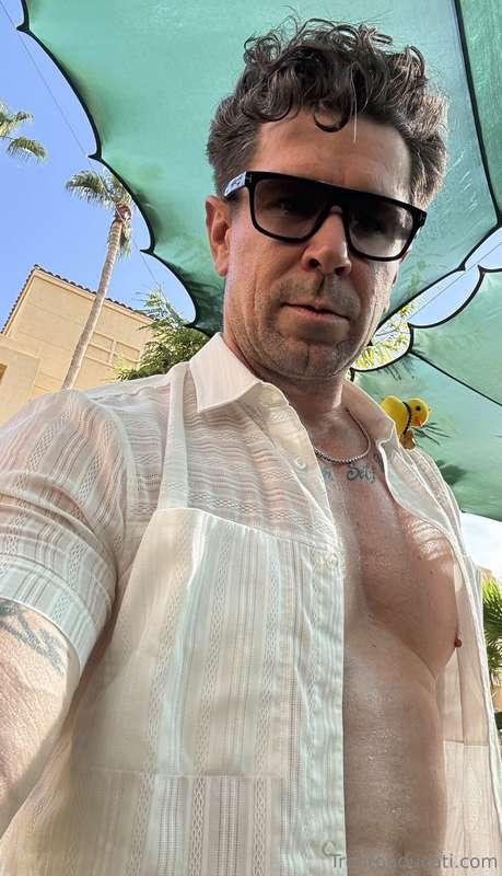 I need a date 😉😉