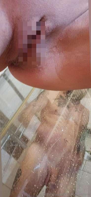 🇩🇪 Schön waschen dann darfst du rein 😜🇬🇧 Have a nice wash th..