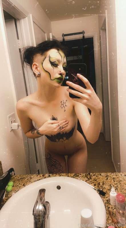 The makeup I spent 4hrs doing only to find out the event is ..
