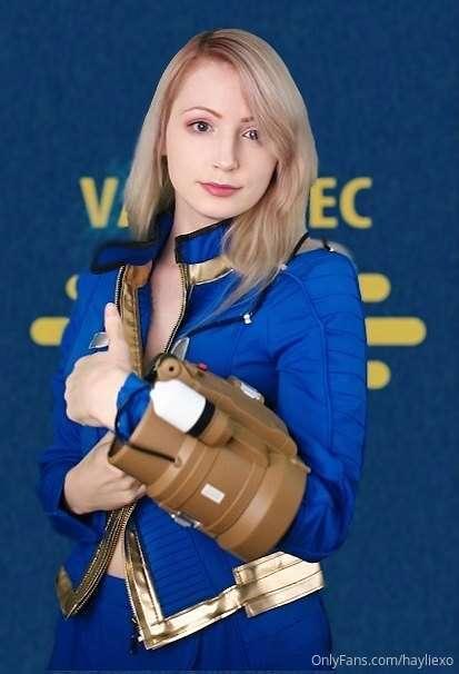 💙💛💙🍆💙💛💙