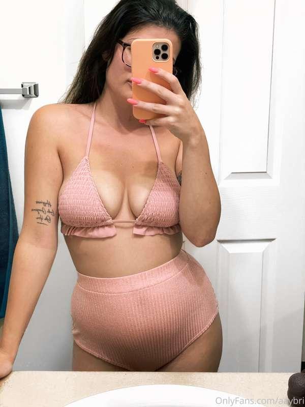 Don’t be afraid to message me with any requests you have 😈