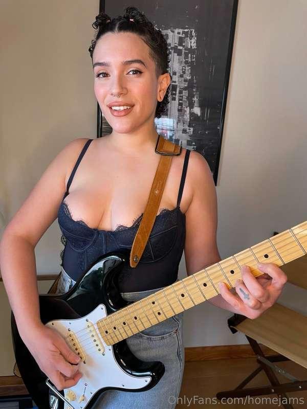 Love using diminished chords to transition. You can even use..