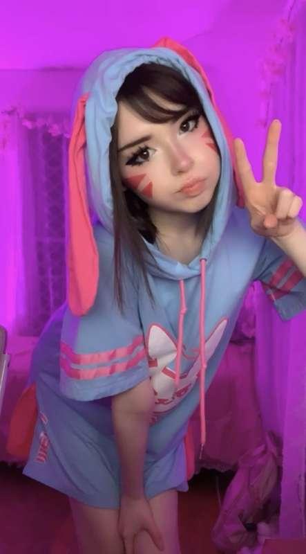 First sfw photoset! also dva