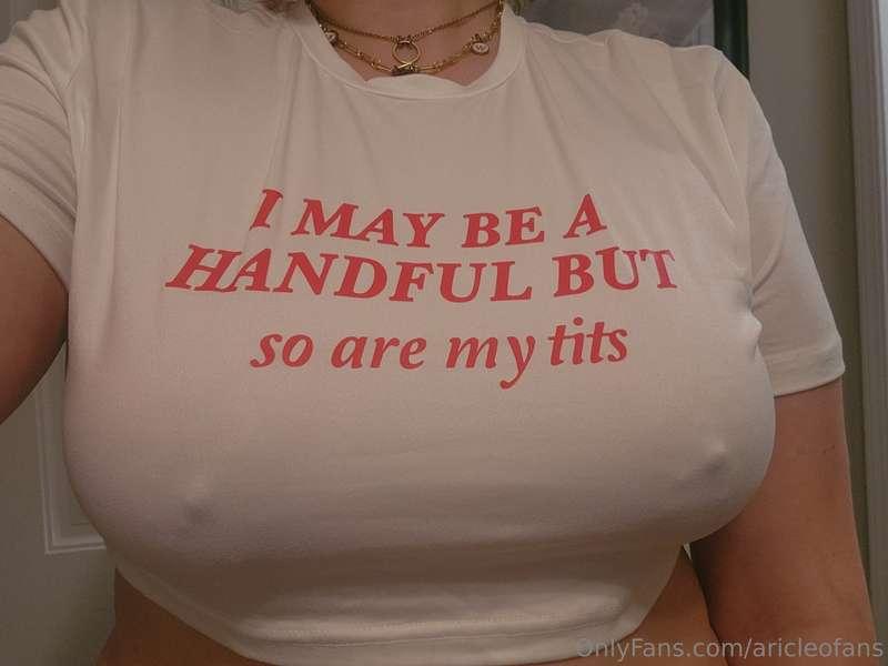 Do you like my new shirt? 😜