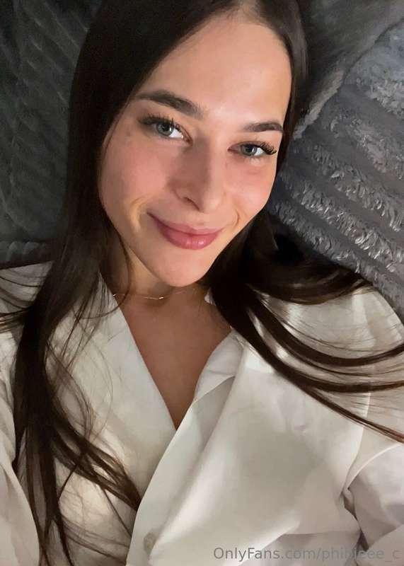 What would you do to see a smile on a girl's face?🥰