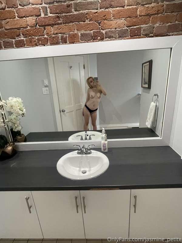 jasmine_petite image #0