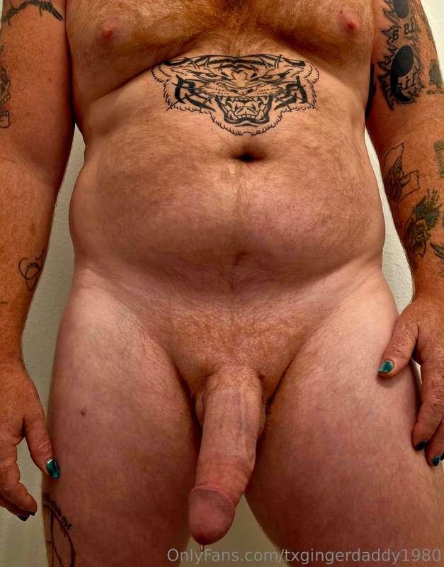 Loving my vacation dick 😌 He's so eager to play😁 😏