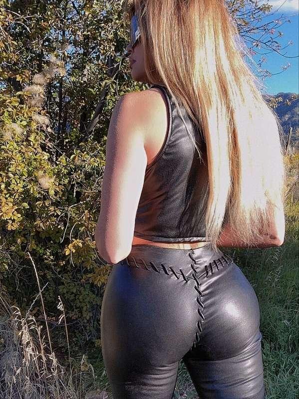 Will you show me some love? Join my VIP and treat yourself 🆕..