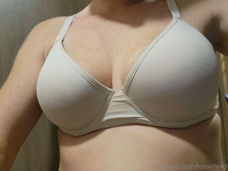 Tittie and taco Tuesday