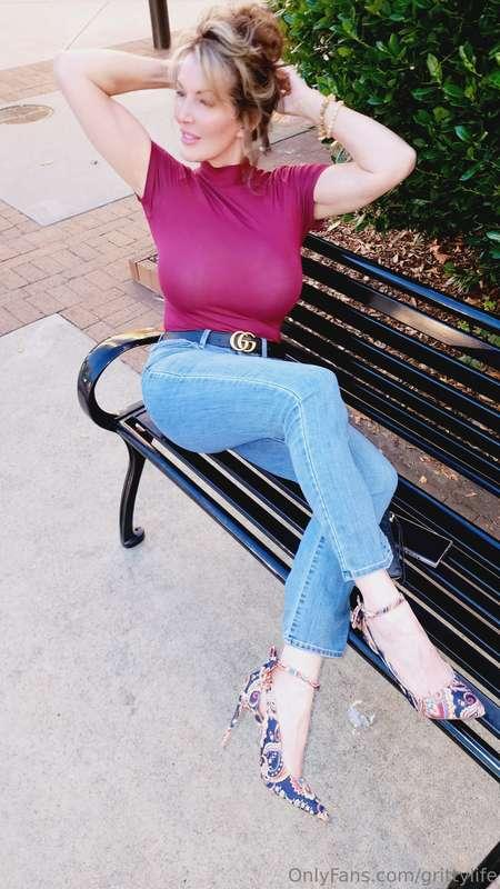 Do you like a women that wears heals?