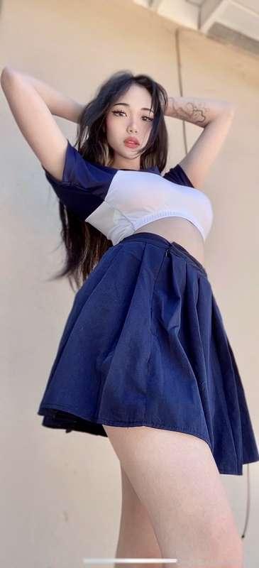 Taking pics outside, think my neighbors watched me? :p  (SUR..