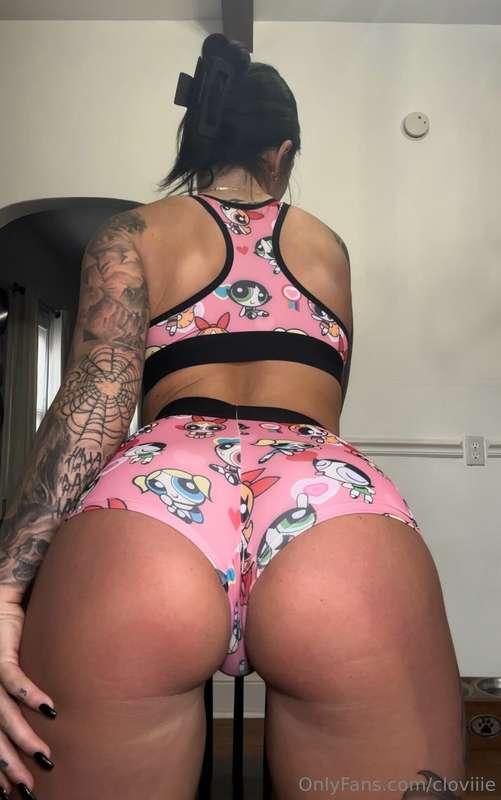 You like the outfit? 😍