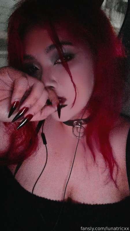 lunatricxx image #1