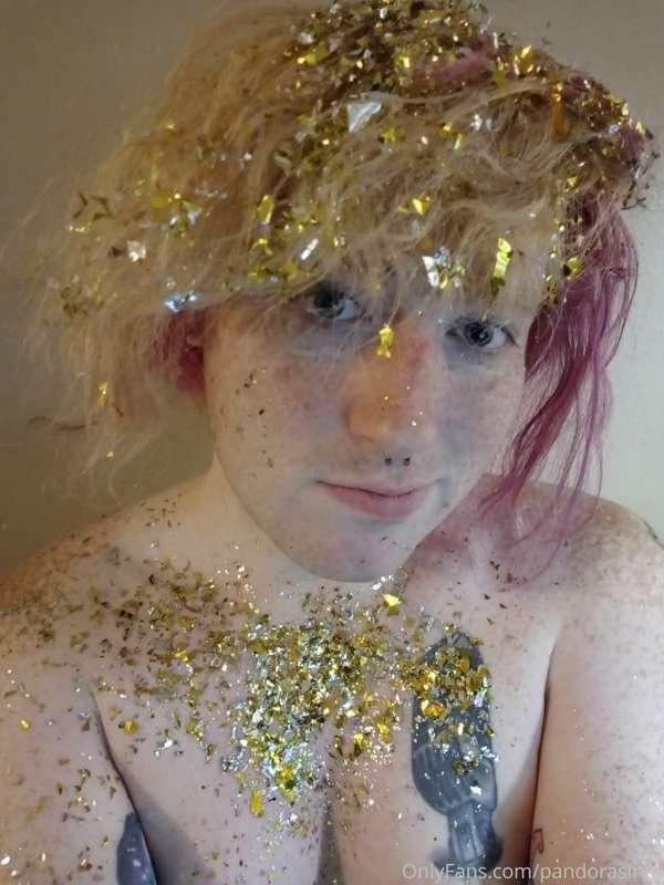 When people ask what's in my pants, I just tell them it's gl..