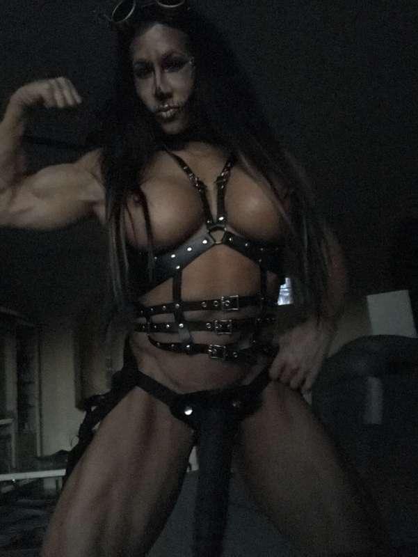 I did a quick fun Halloween steam punk skeleton domination c..