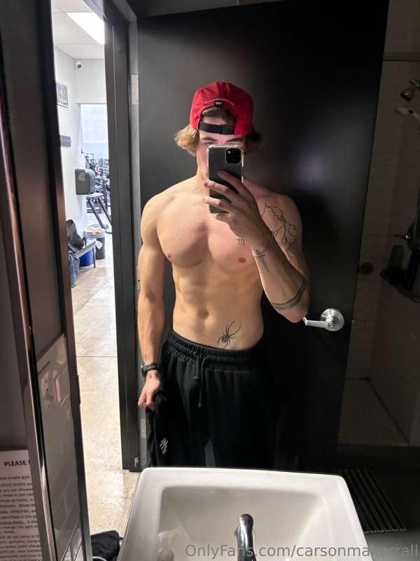 carsonmakarrall image #0