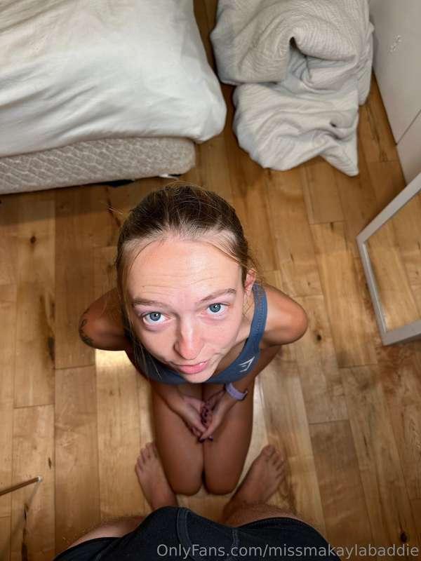 ⭐️New Boy/Girl Sex Video⭐️POV- I’m on my knees getting ready..