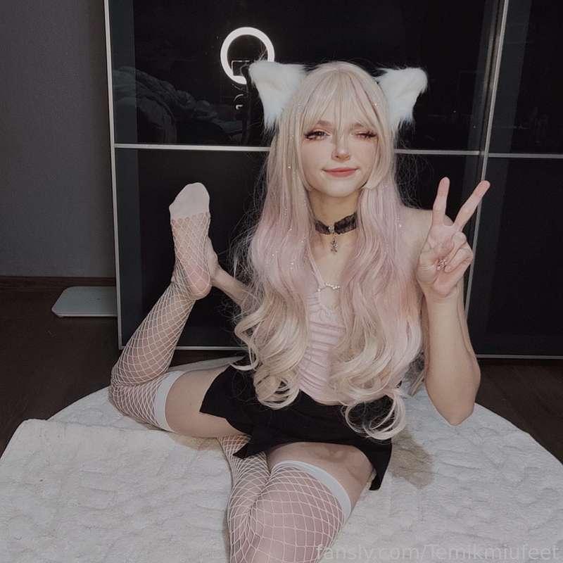 temikmiufeet image #7