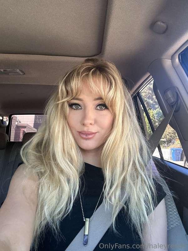 just wanted to say hi :)