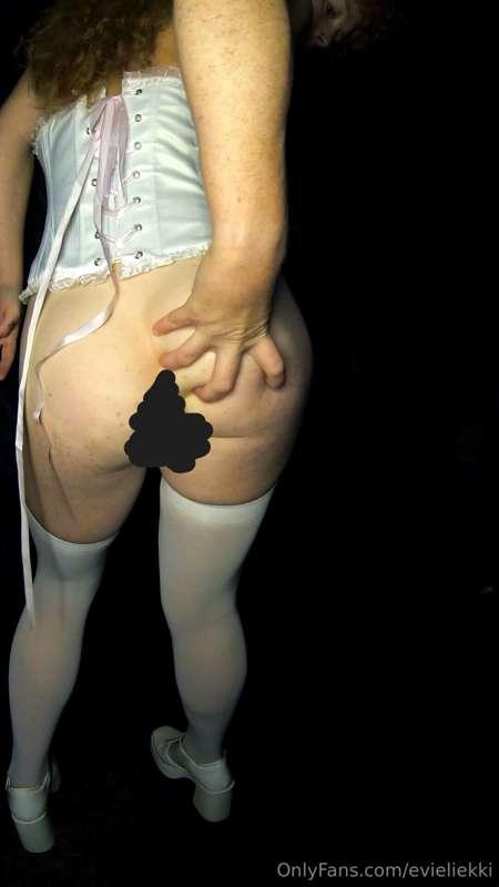 Anal stretching that turned out to be a little painful. Star..