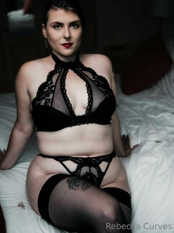 curvesrebecca69 image #8