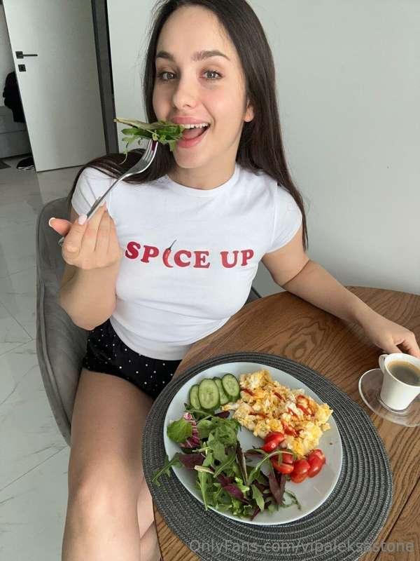 I love good food. No shame in that 🌶️ Seafood, fish, meat my..