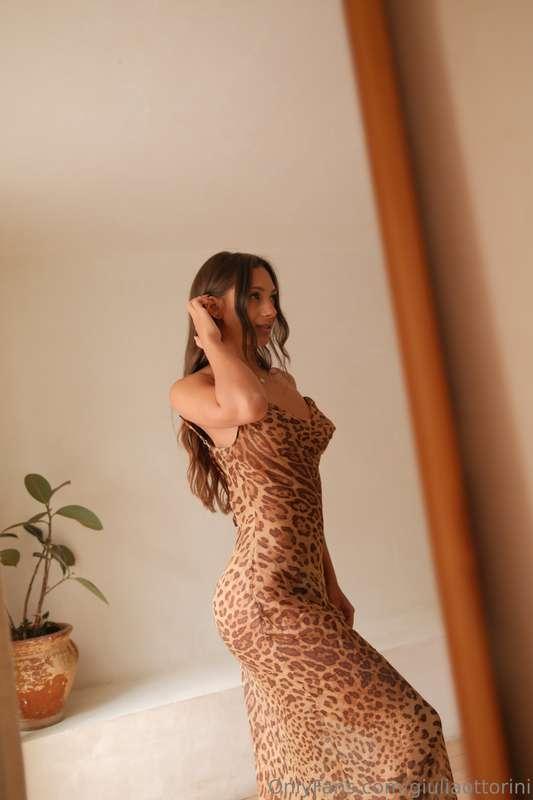specchio, specchio delle mie brame…chi è la più sexy di tutt..