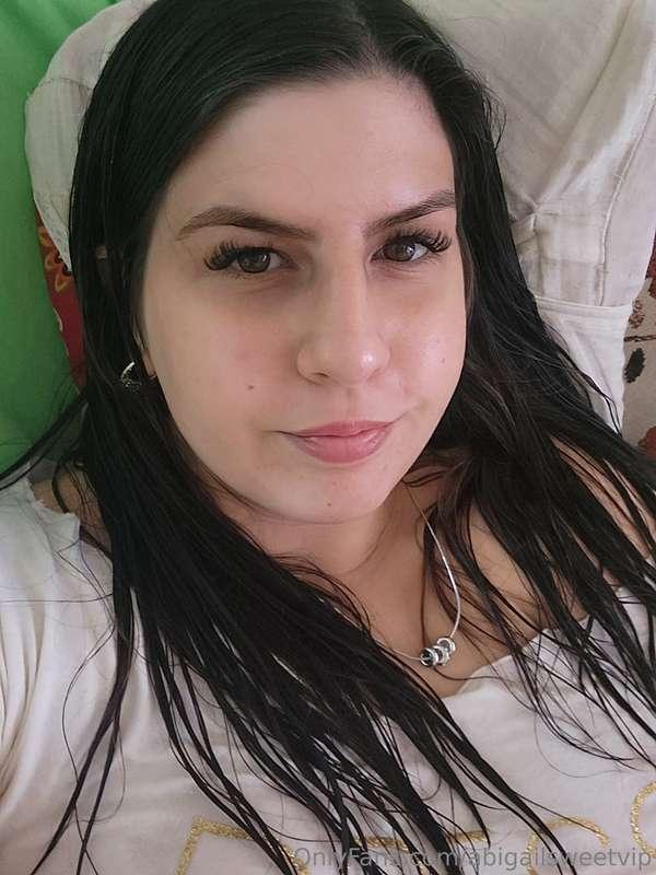 The face of your favorite slut😛
