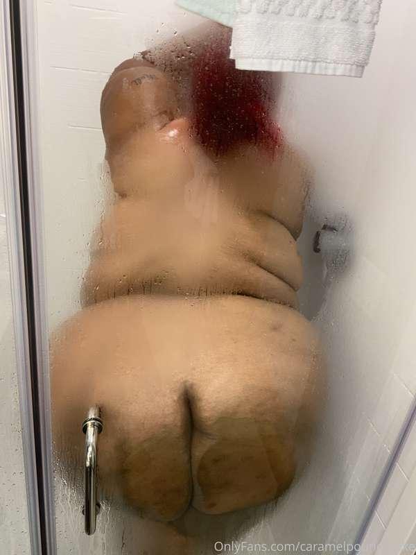 Ass in the shower