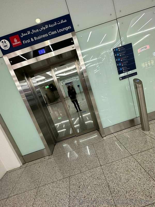 Heading to the lounge. Will I see you in the DMs?! 🤔😈