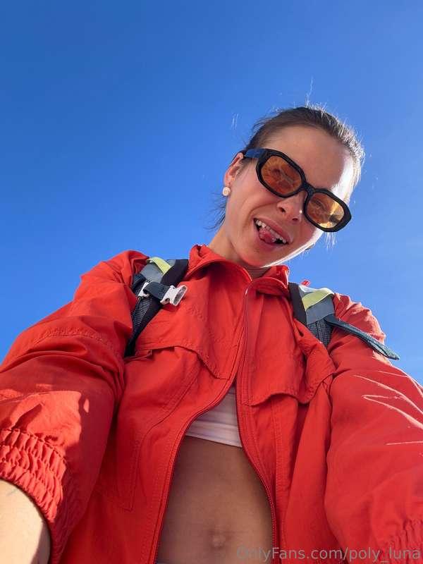 Smile, I know you like my photos❗🥰