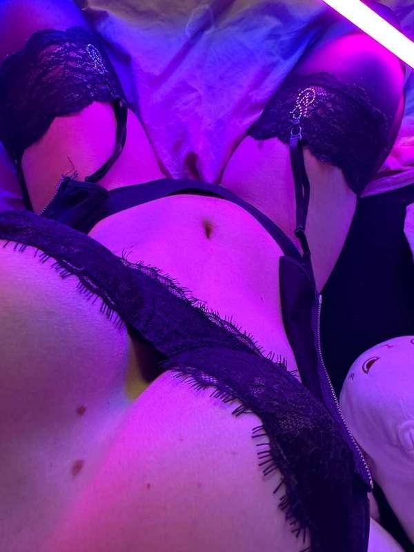 Oh my baby boy 💦😈What u doing now?) Would you play a game wi..